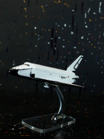 Модель космического корабля "Буран" 1:144