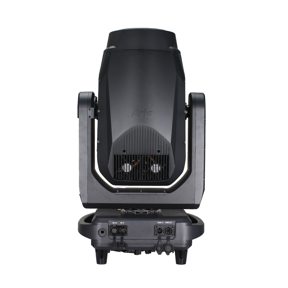 Quatro blade LE1000 BSWF IP66 — гибридная вращающаяся голова BSWF 4 в 1 с LED-источником 1000 Вт, CMY и зумом 4°–50°