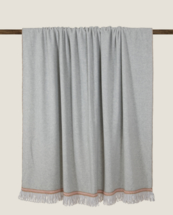 Плед 160х200 Frati Home Soft Bamboo Grigio Perla серый с оранжевым с тесьмой Matisse