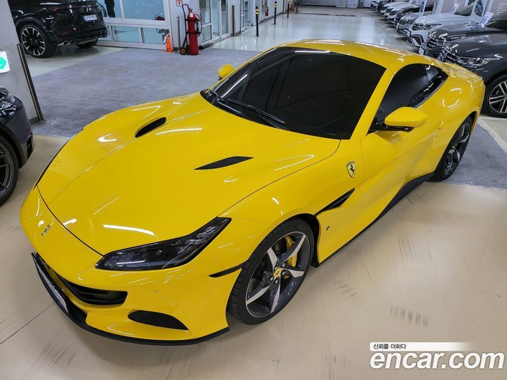 Ferrari Portofino M 3.9 V8 (10.2021)