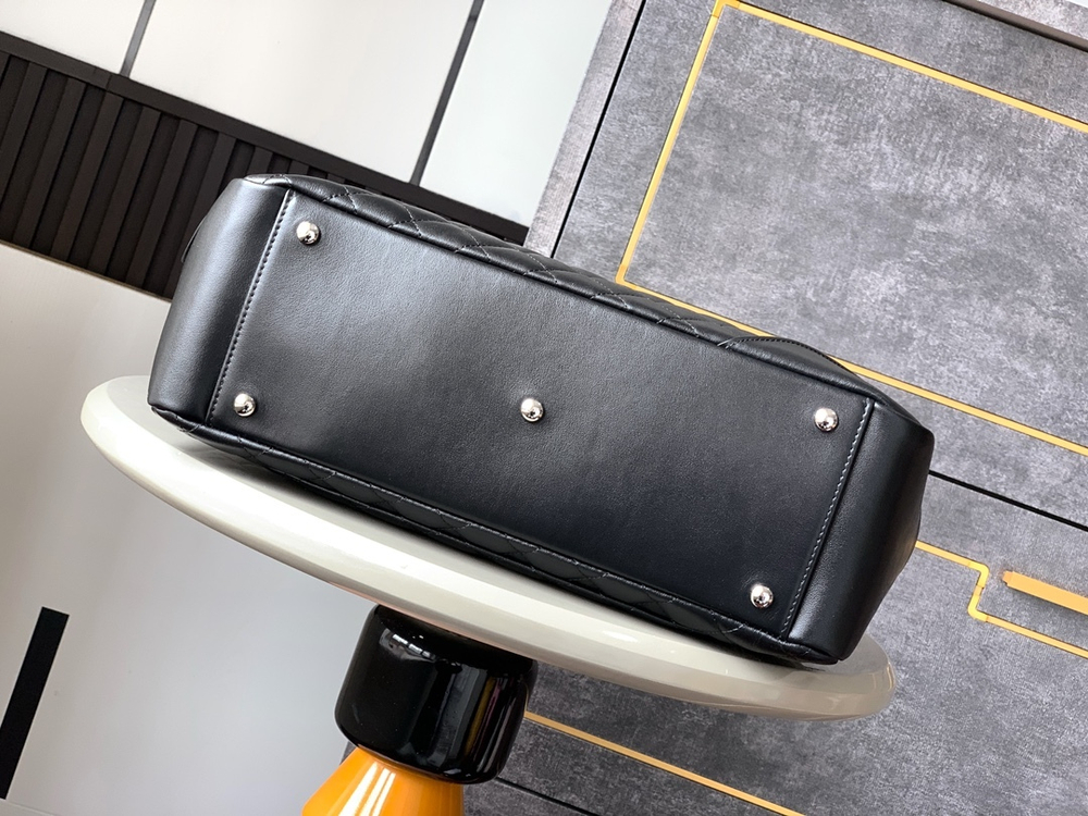 Chanel Bag 33 cm