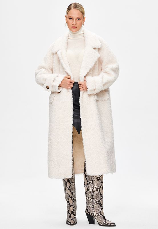 Шуба из шерсти премиум качества на вискозной основе