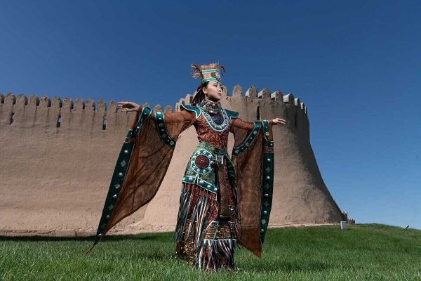 Как дизайнеры из тюркских стран возвращаются к своим истокам