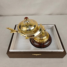 Икорница на яшме "Осетр" (Златоуст)