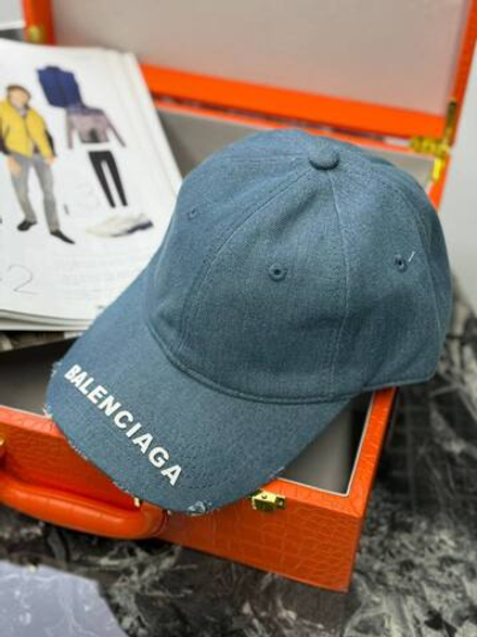 Кепка Balenciaga