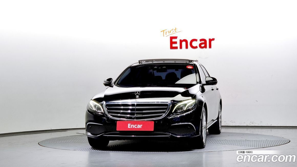 Mercedes-Benz E-Class W213 E300 4MATIC Exclusive (09.2019)