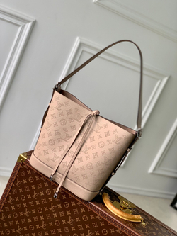 Louis Vuitton Flore