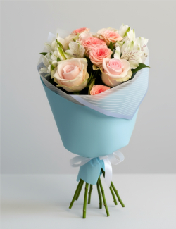 Букет с розами Румянец ангела