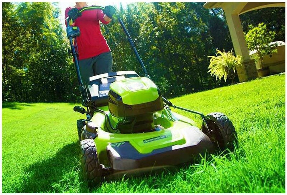 Газонокосилка аккумуляторная самоходная GREENWORKS GD60LM46SP 60В,46см,б/щ,без АКБ и ЗУ (2502907)