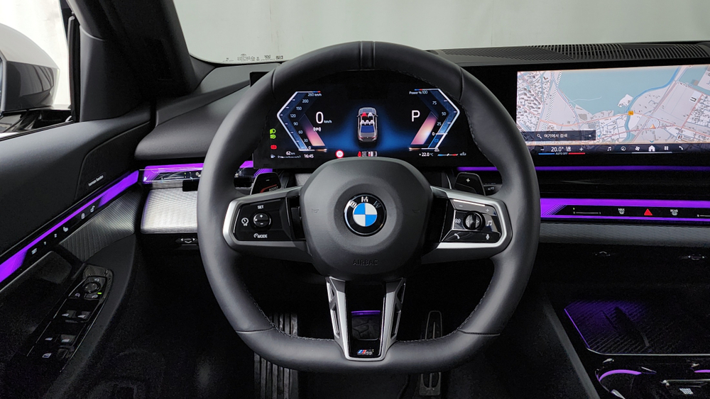 BMW 5 серии (G60) 520i M Sport