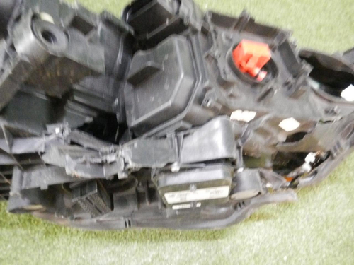 Битая Фара левая VW Passat B8 (2014-2020) LED