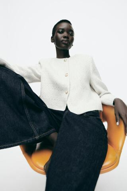ZARA БЛЕЙЗЕР ИЗ РЕЛЬЕФНОЙ ТКАНИ С ПАЙЕТКАМИ, ЭКРЮ