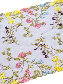 05-71 Вышивка на неэластичной сетке, 20 см, черный, полевые цветы Black