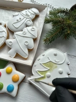 Имбирные пряники новогодние 2025 раскраска