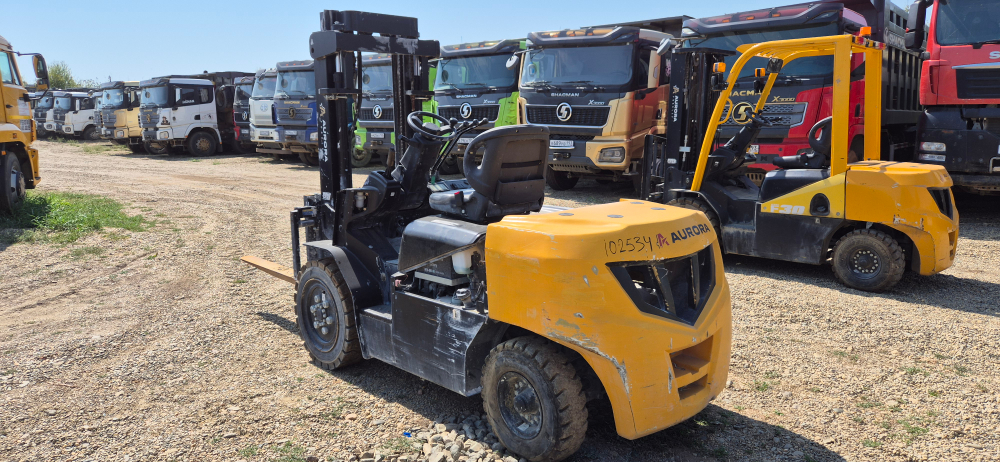 Aurora FD* Вилочный погрузчик FD30-B3 (Дизельный, 3,3 л, 48 л.с., АТ)