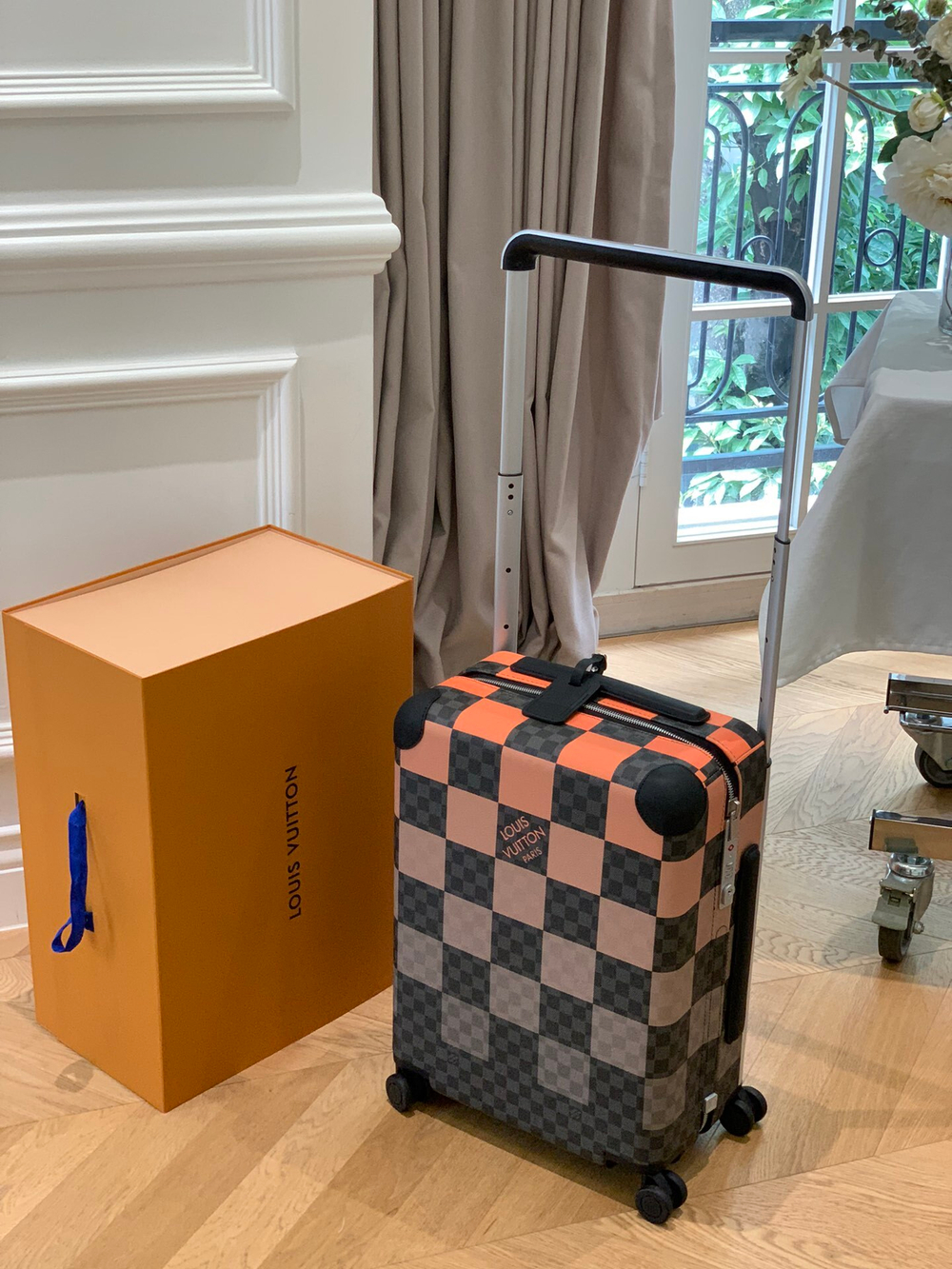 Louis Vuitton Horizon 55