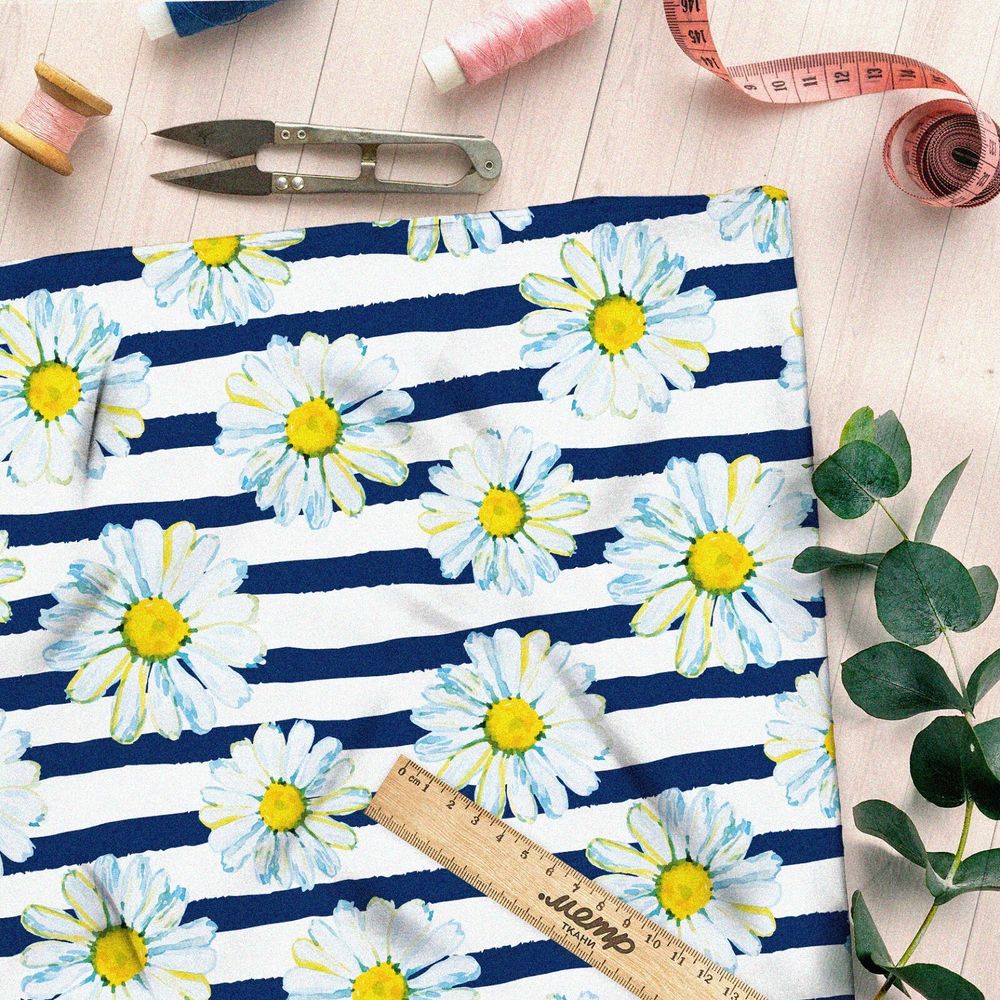 Ткань саржа синие полоски и ромашки