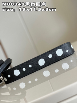 Louis Vuitton Easy Pouch On Strap