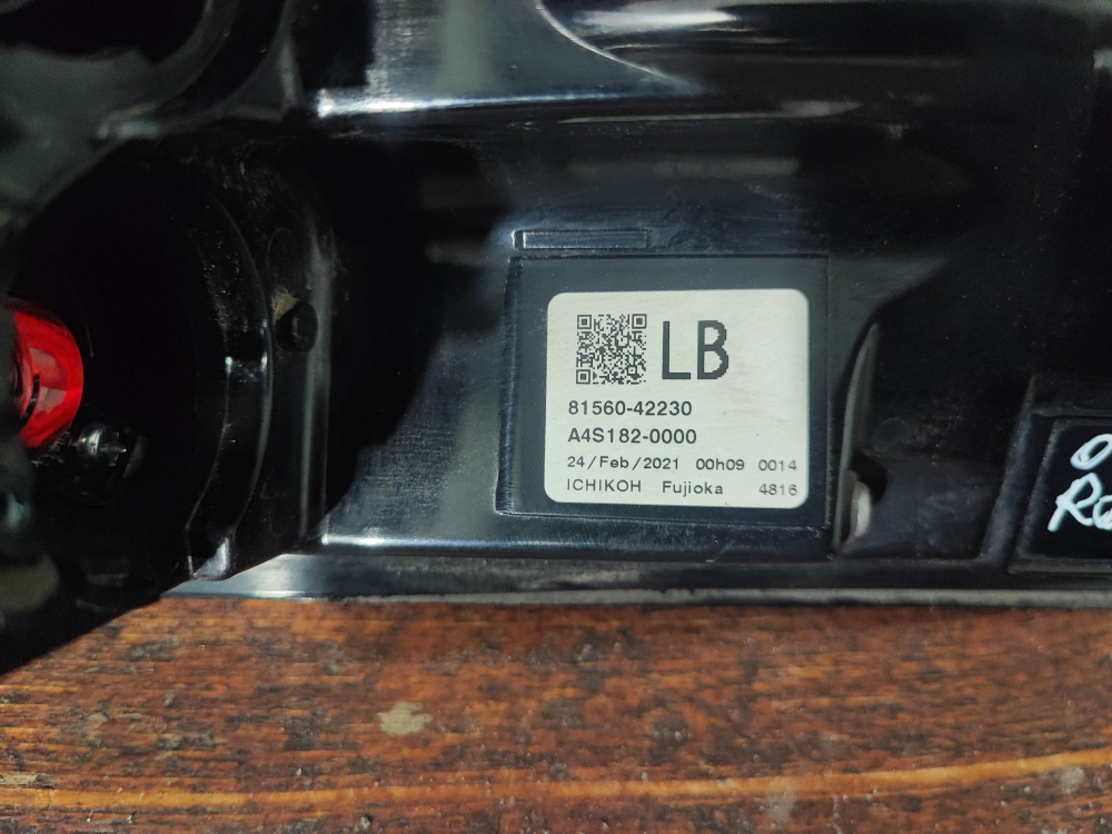 Фонарь задний левый Toyota RAV4 V (XA50) 18-нв Б/У Оригинал 8156042230