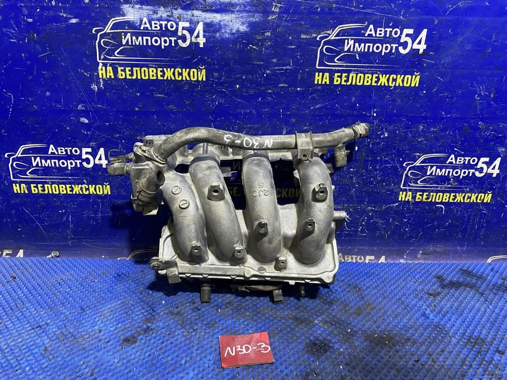 Коллектор впускной NISSAN R'NESSA 2000