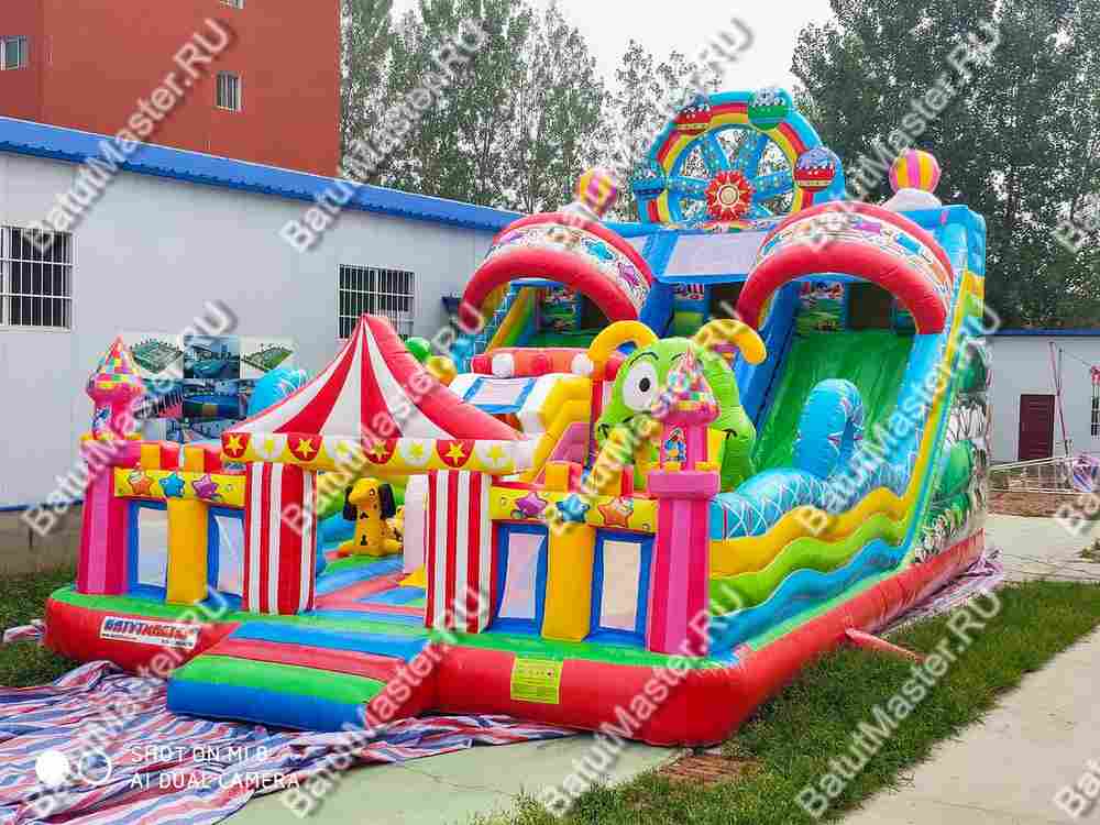 Коммерческий надувной батут "Парк развлечений 2" 12*7*7 м без фигуры клоуна