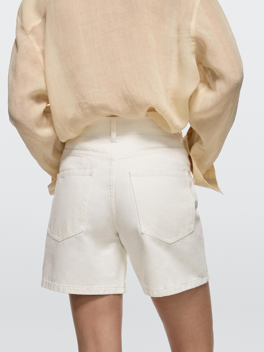 Massimo Dutti Джинсовые шорты со средней посадкой, экрю