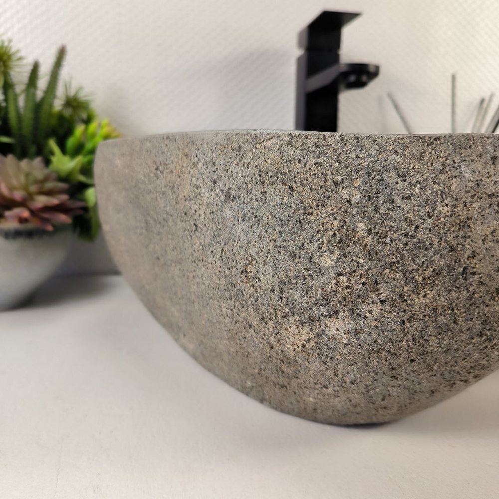 Раковина из речного камня RS-65428 46*39*15 0856