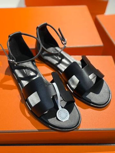 Сандалии Hermes