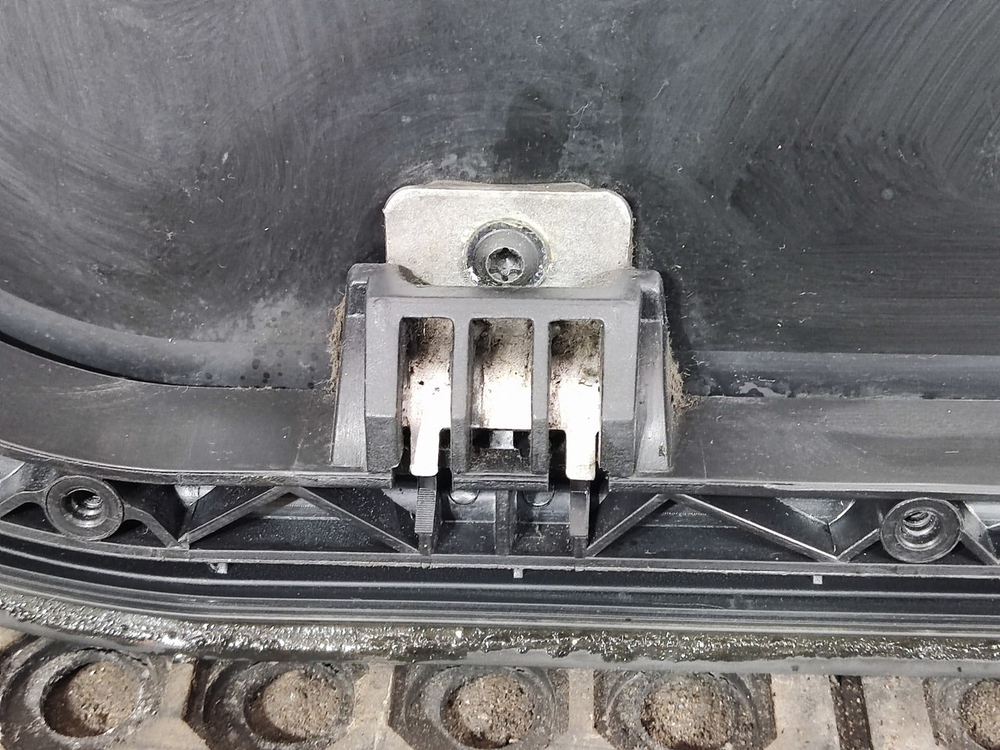 Люк в сборе 2018г.