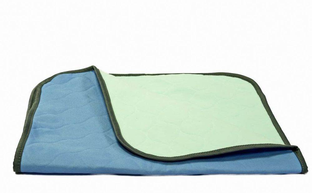 Пеленка для собак многоразовая впитывающая OSSO Comfort (50х60см.) Пеленка для собак многоразовая впитывающая OSSO Comfort (50х60см.)