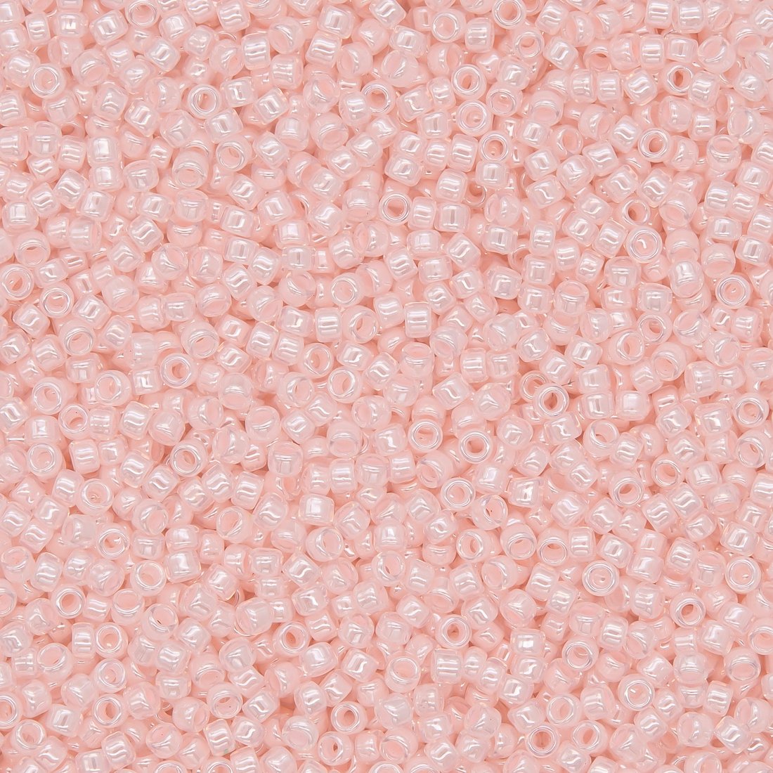 Японский бисер TOHO Round 15/0 (№145L), жемчужный глянцевый