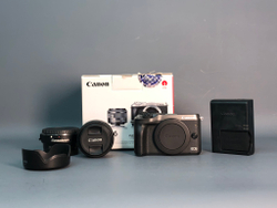 Canon EOS M6 + 15mm-45mm