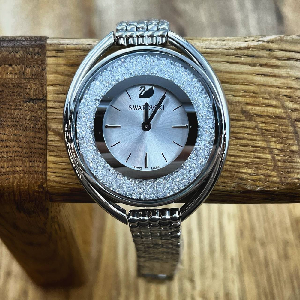 Часы Swarovski