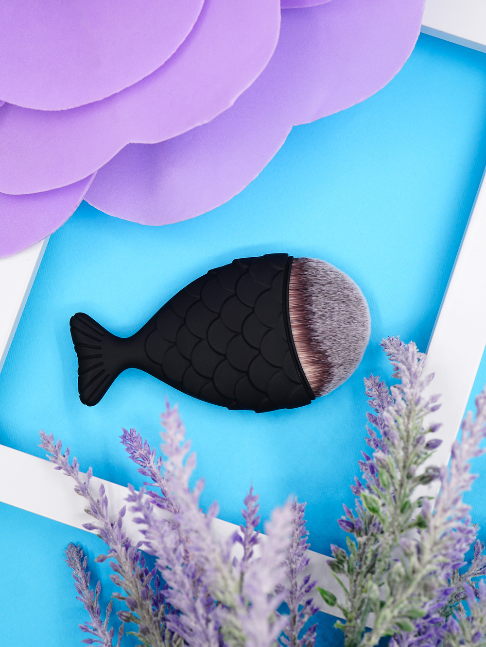 Кисть рыбка большая черная (106*55)