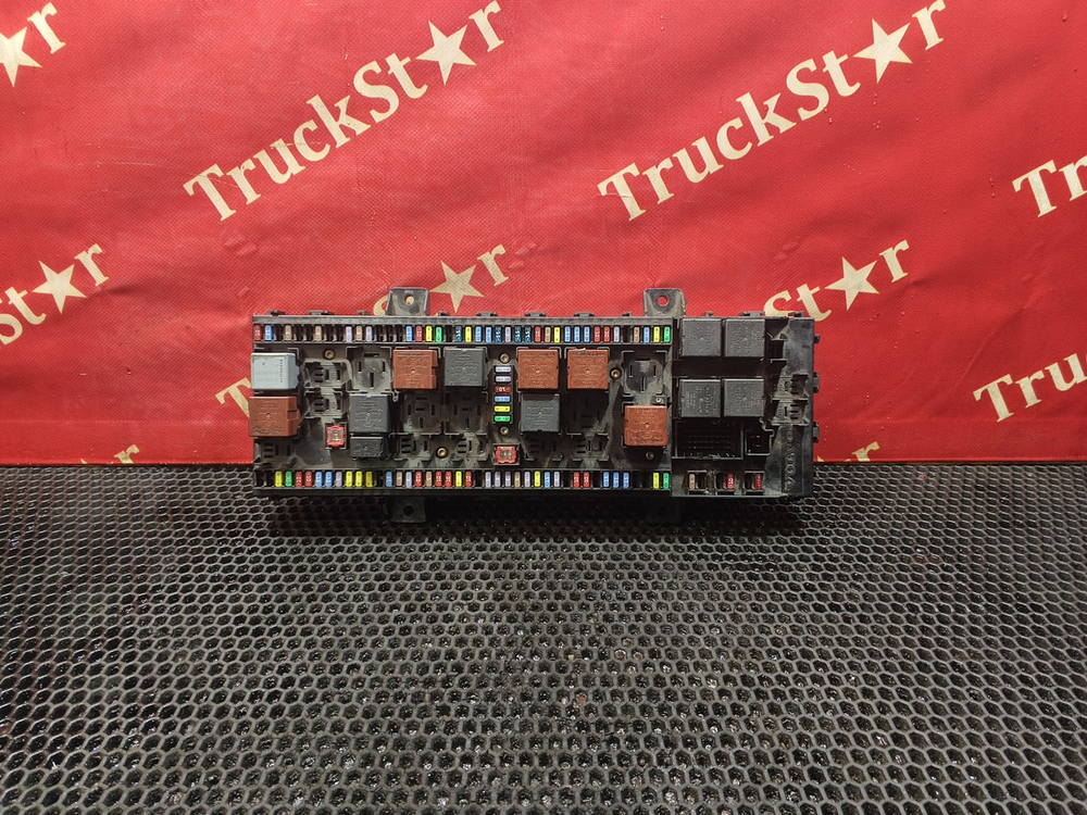 Блок предохранителей