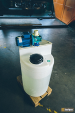 Емкость пищевая ЭкоПром дозировочная с турбинной мешалкой 100 л. вертикальная (47x47x102см;белый) - арт.555697