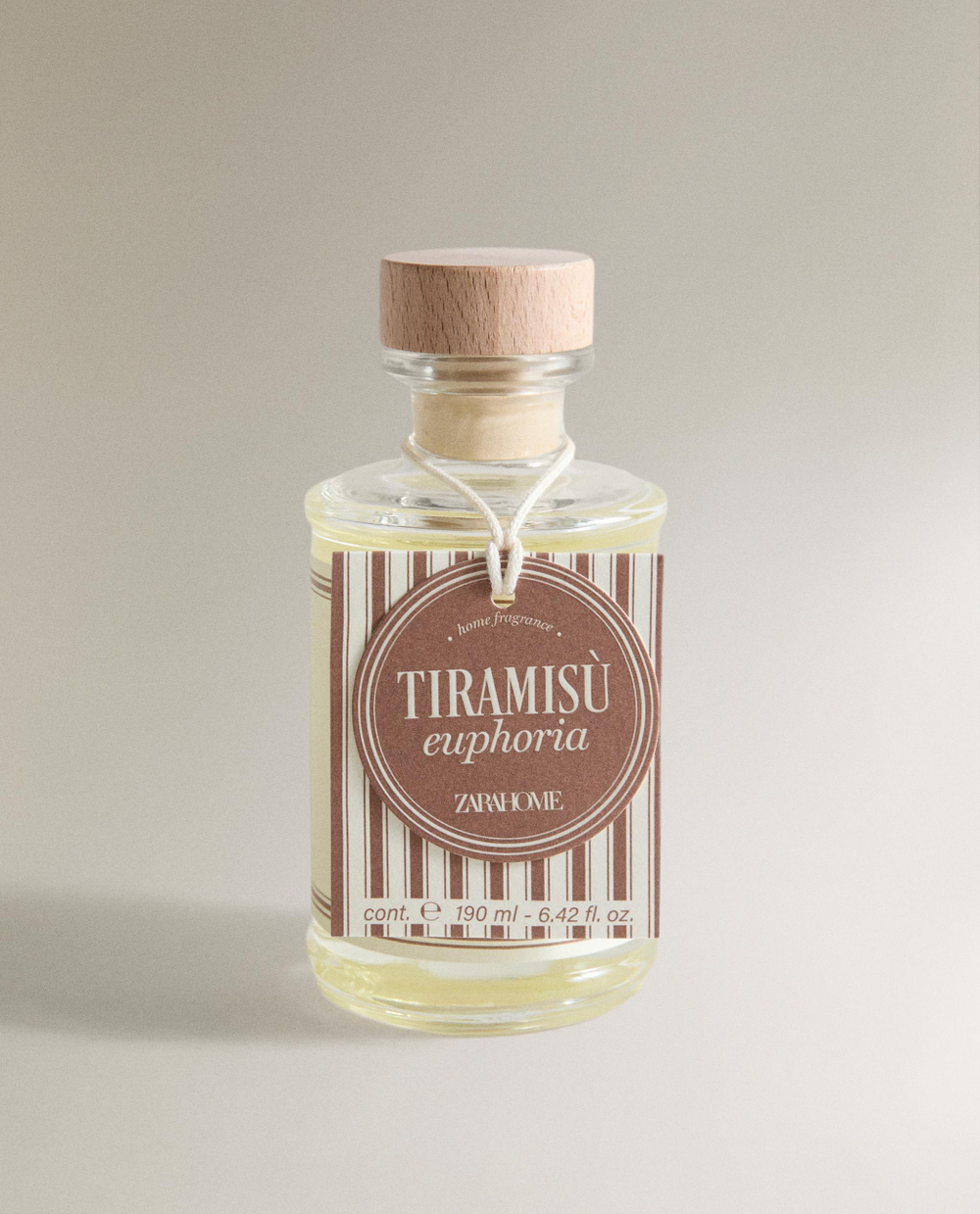 Zara Home Аромадиффузор Tiramisu Euphoria 190 мл, тростниковые палочки микадо, аромат сладкий гурманский, Золотой