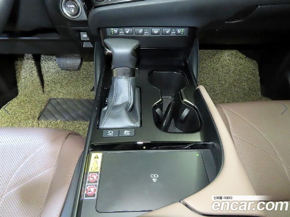 Lexus ES300h 7 Generation Executive (12.2022)