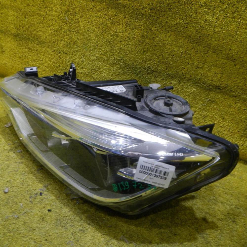 Битая Фара левая BMW 3er F30 (2015-2020) LED