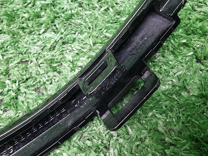 Молдинг перед. бампера Mercedes GLE V167 18-24 AMG