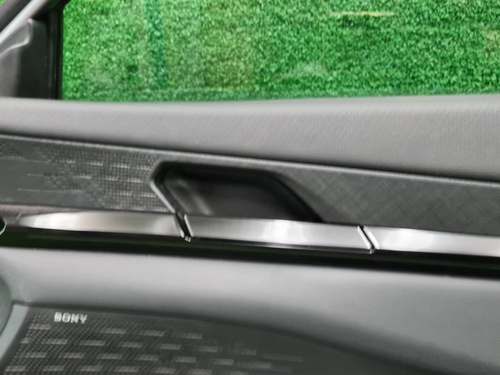 Дверь передняя правая Changan Uni-V 22-нв В сборе