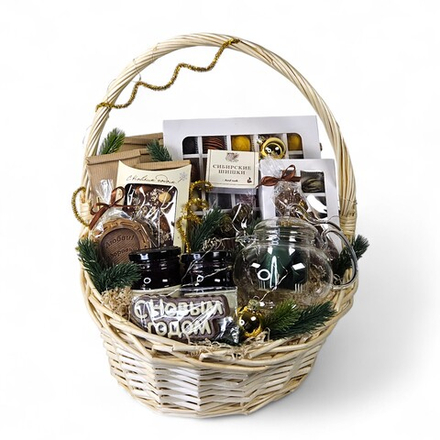 Большая подарочная корзина "Изумрудная сказка"