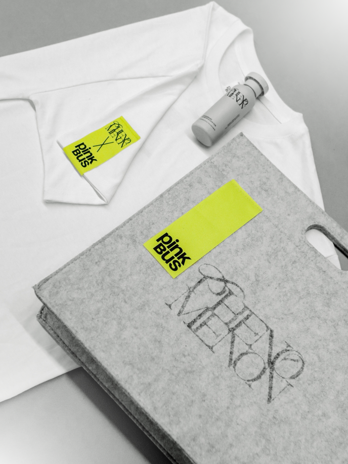 ЛИМИТИРОВАННЫЙ ПОДАРОЧНЫЙ НАБОР