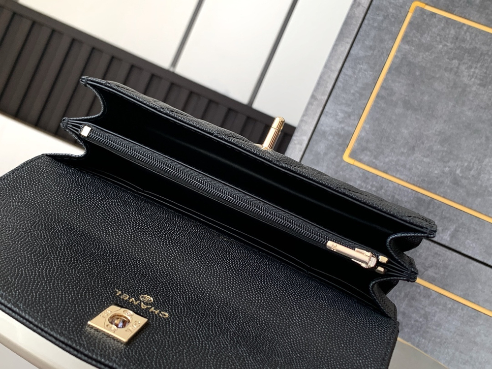 Chanel Bag 18 cm