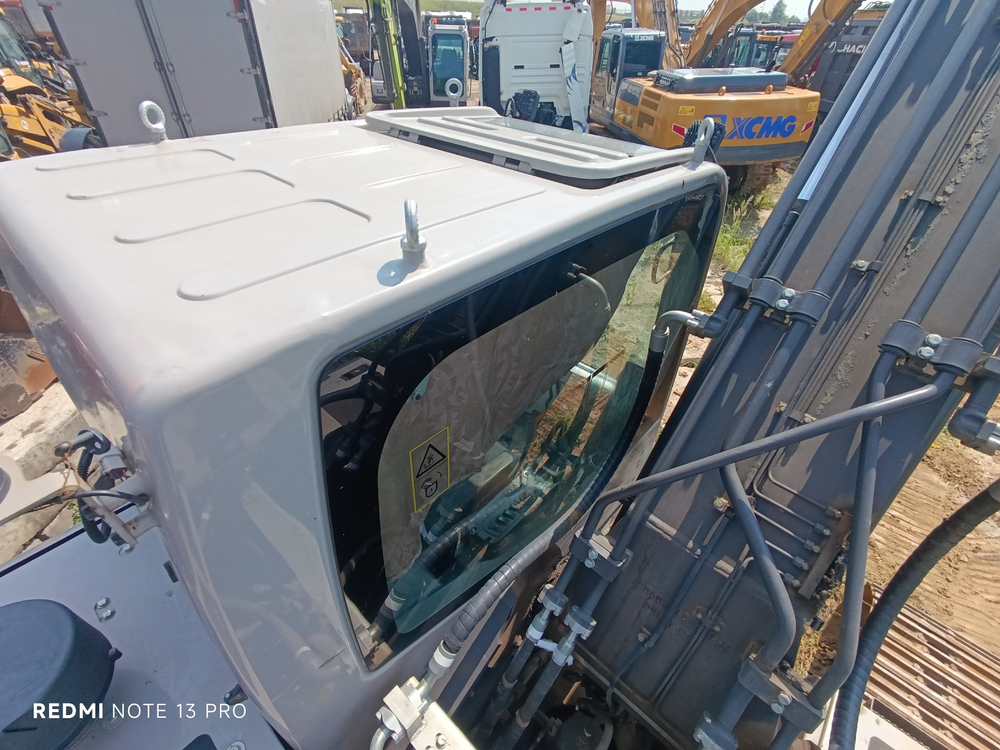 Zoomlion ZE215 Экскаватор ZE215E (Дизельный, 5,9 л, 152 л.с., АТ)