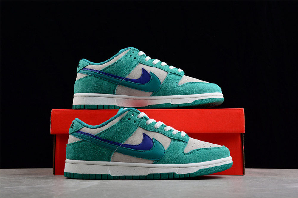 Nike Dunk Low SE 85 Neptune Green