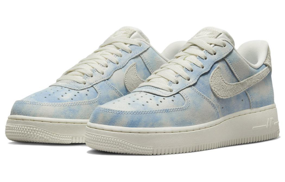 Кроссовки Nike Air Force 1 Low "Tread In The Clouds" (Женская размерная сетка)