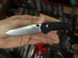 Нож Benchmade 945BK-1 Mini Osborne A+++ - черная рукоять, светлый клинок