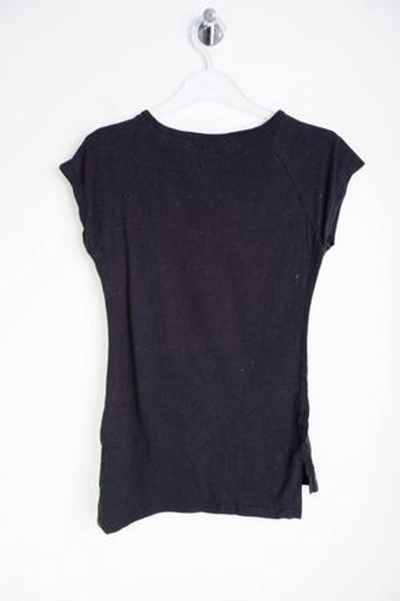 Футболка Geejay практичная, визуально на 10/12 лет