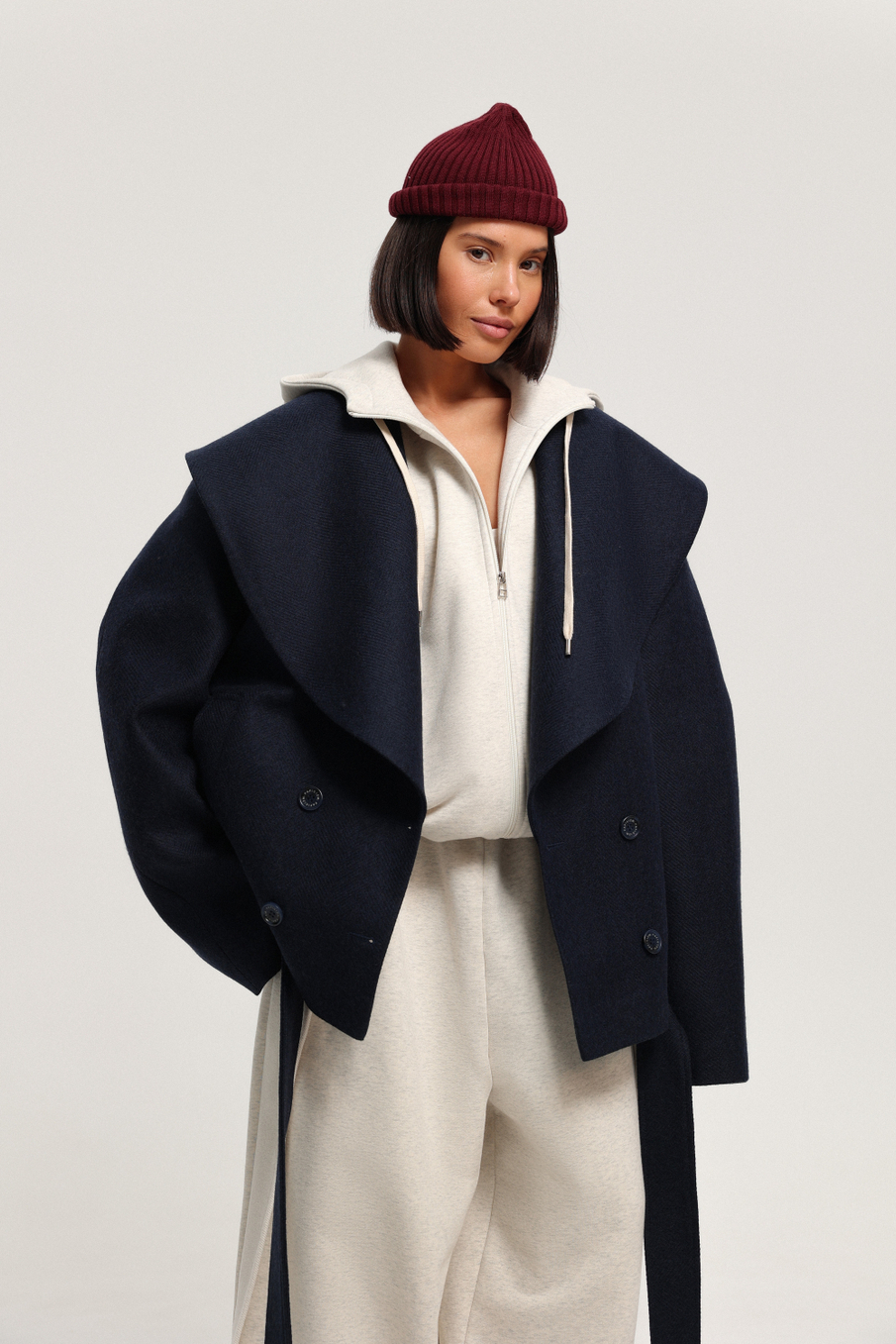 Пальто с округлым воротником